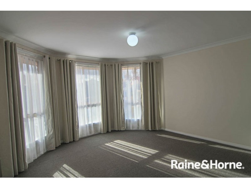 13 Freestone Way, Windradyne NSW 2795