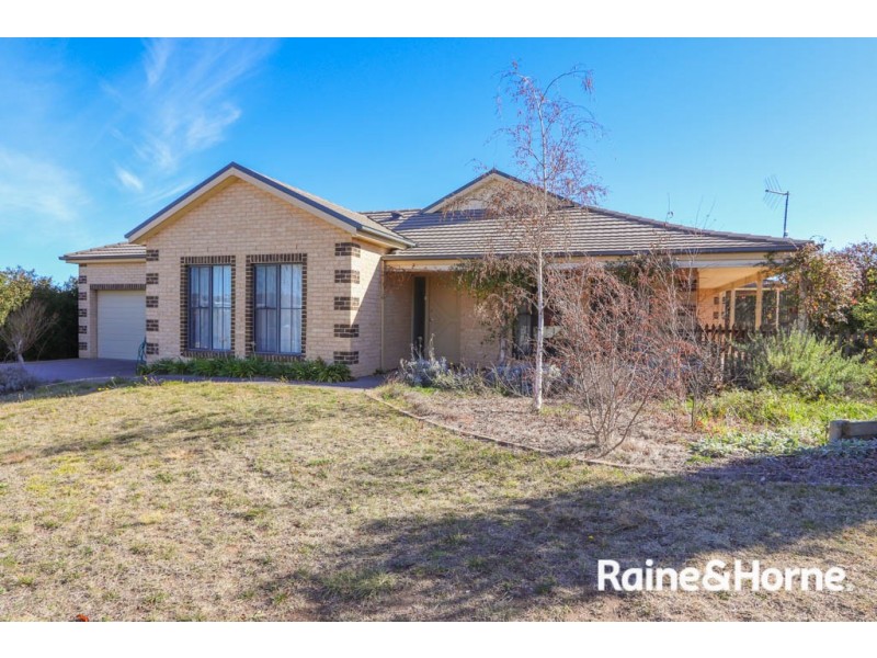 4 Shackleton Close, Windradyne NSW 2795