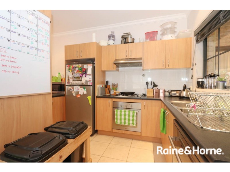 4 Shackleton Close, Windradyne NSW 2795