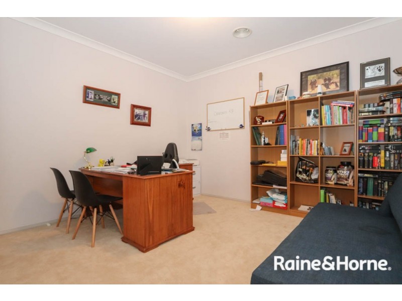 4 Shackleton Close, Windradyne NSW 2795