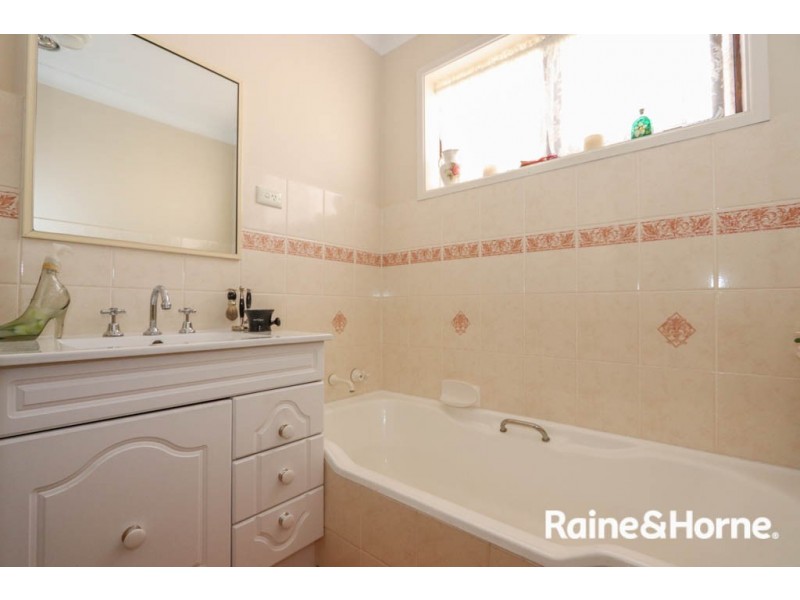 44 Nelson Street, Raglan NSW 2795