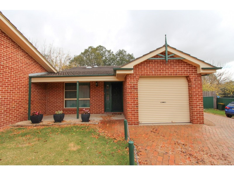 4/204 Rocket Street, Bathurst NSW 2795