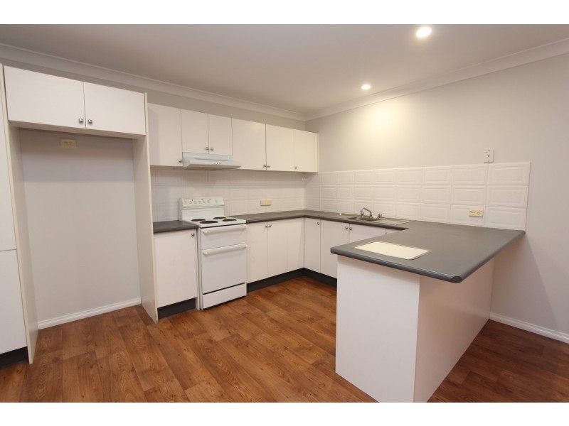 4/204 Rocket Street, Bathurst NSW 2795