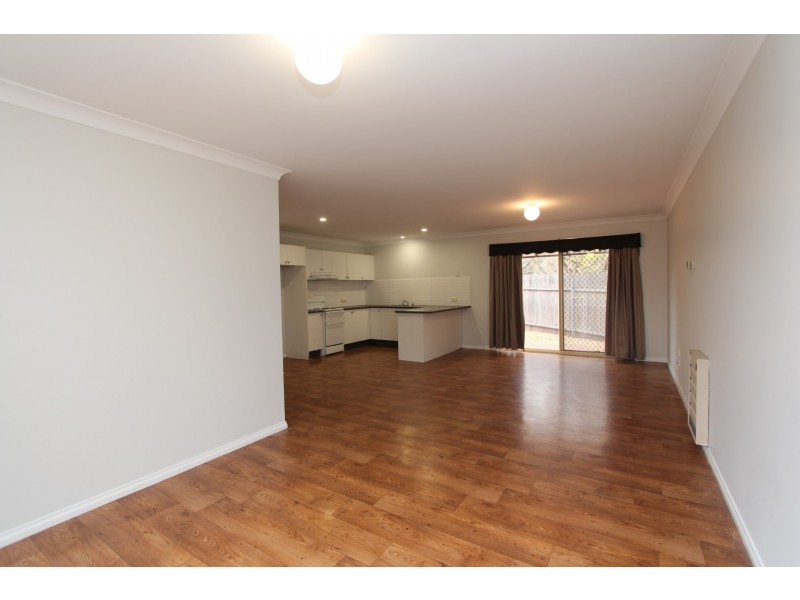 4/204 Rocket Street, Bathurst NSW 2795