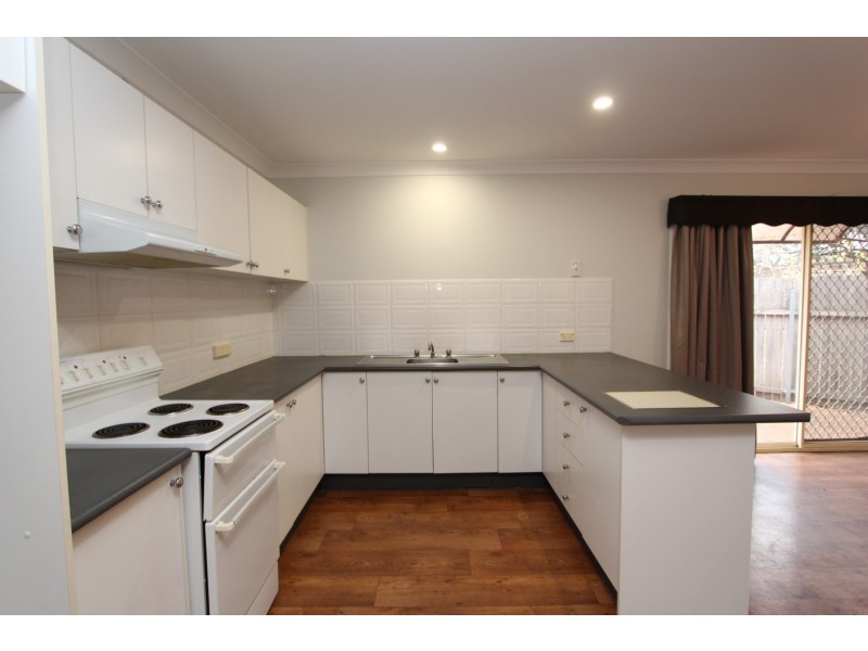 4/204 Rocket Street, Bathurst NSW 2795