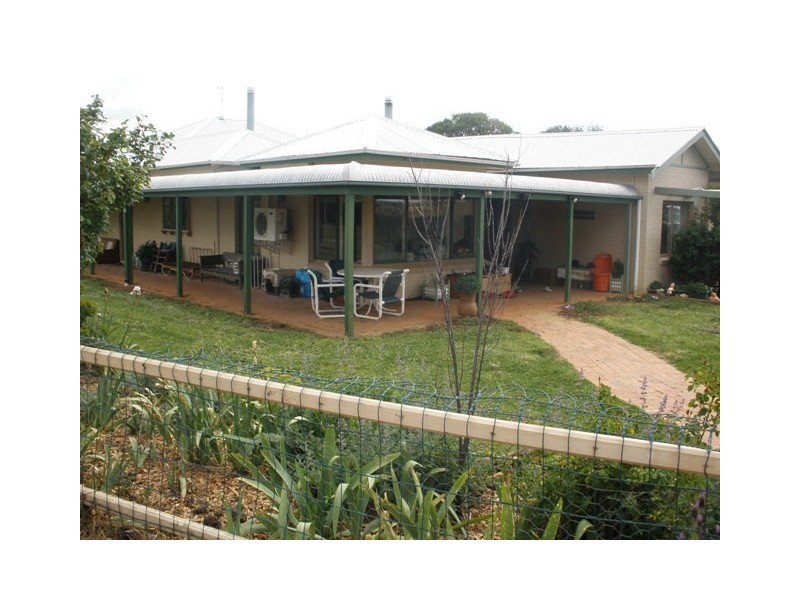 674 Brewongle Road, Brewongle NSW 2795