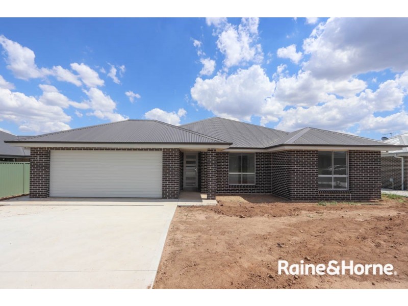 31b Fraser Drive, Eglinton NSW 2795