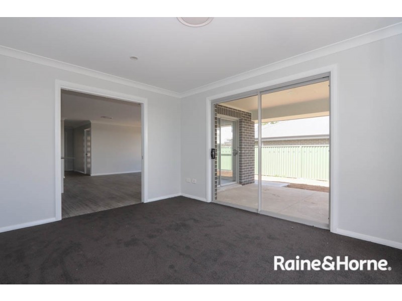 31b Fraser Drive, Eglinton NSW 2795