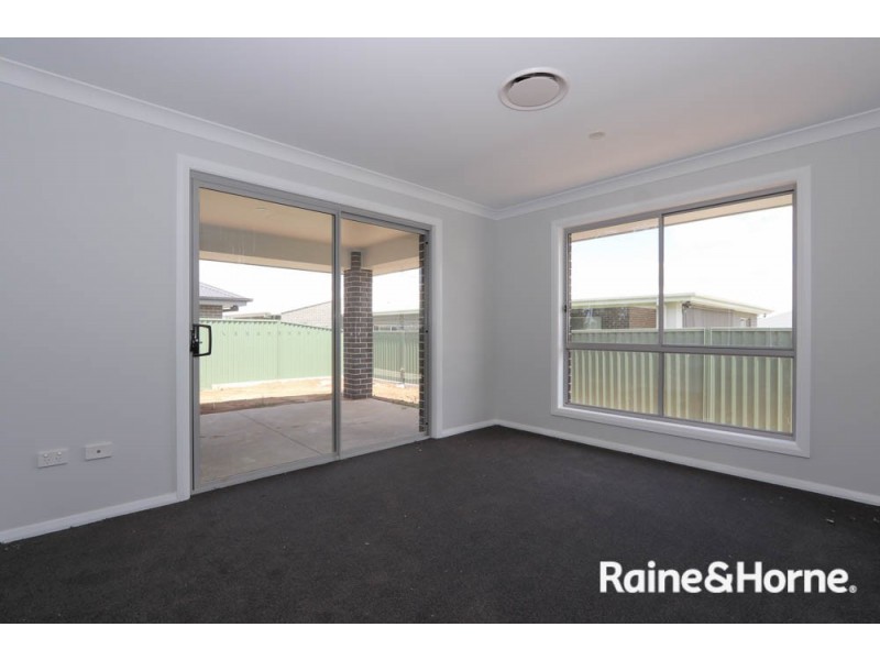 31b Fraser Drive, Eglinton NSW 2795