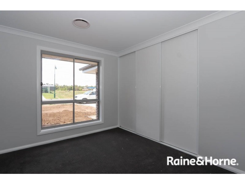 31b Fraser Drive, Eglinton NSW 2795