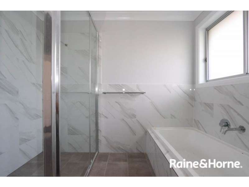 31b Fraser Drive, Eglinton NSW 2795