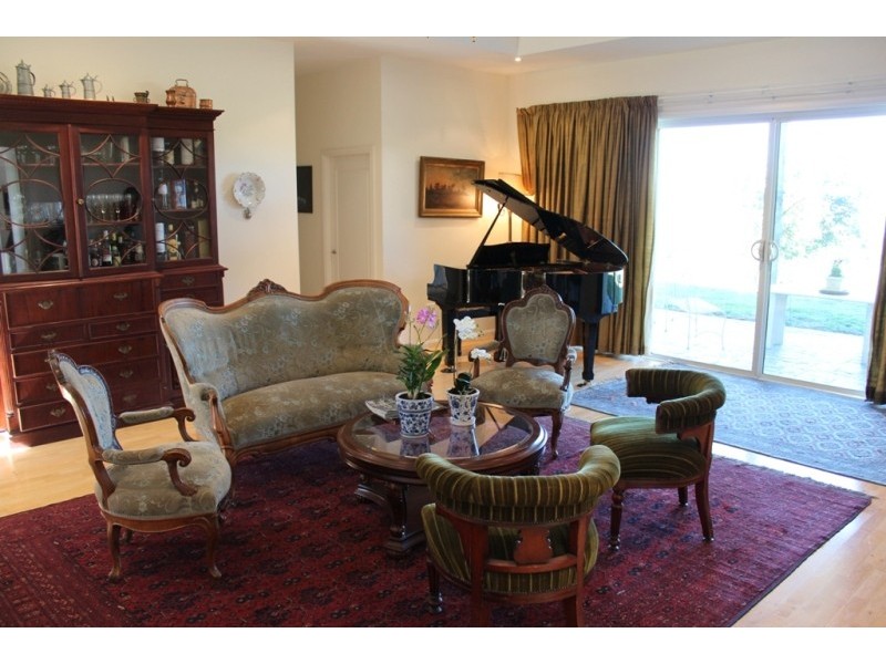 50 Hartwood Avenue, Bathurst NSW 2795