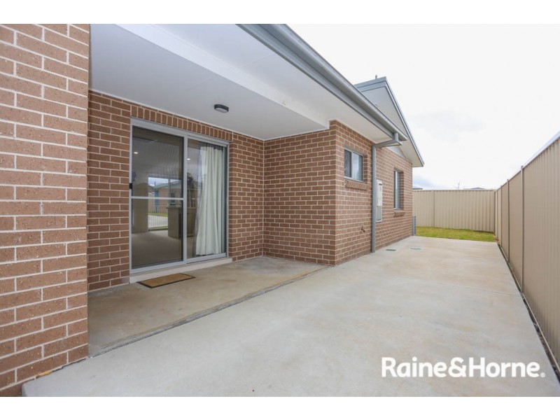 8/40 Wentworth Drive, Kelso NSW 2795