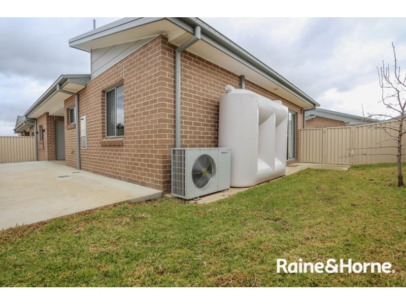 8/40 Wentworth Drive, Kelso NSW 2795