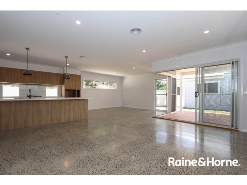 82A Stanley Street, Bathurst NSW 2795