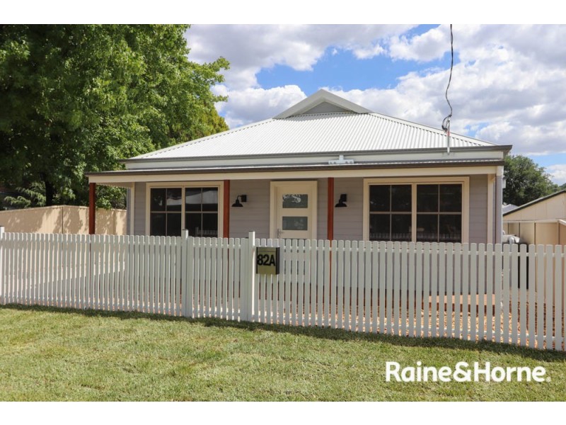 82A Stanley Street, Bathurst NSW 2795