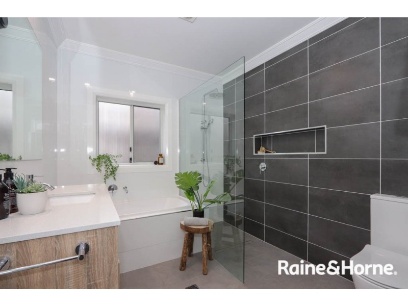 276 Keppel Street, West Bathurst NSW 2795