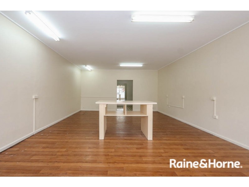 141 George Street, Bathurst NSW 2795