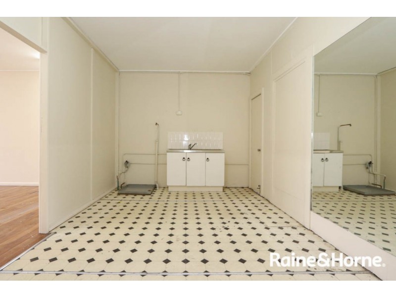 141 George Street, Bathurst NSW 2795