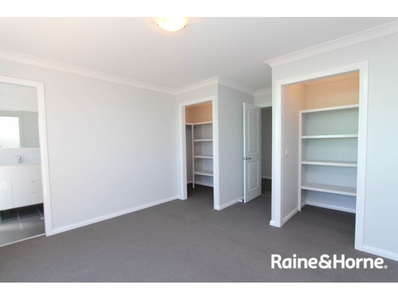 25 Ignatius Pl, Bathurst NSW 2795
