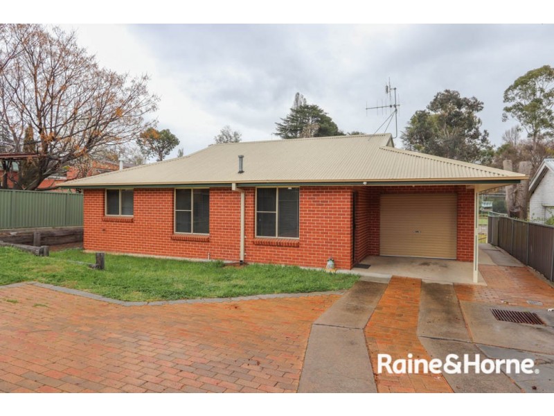 259 and 259a Bentinck Street, Bathurst NSW 2795