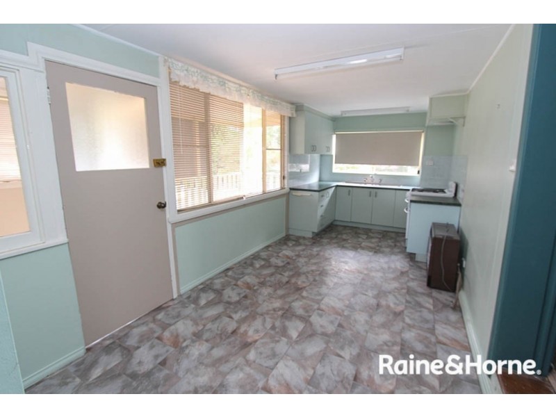 259 and 259a Bentinck Street, Bathurst NSW 2795