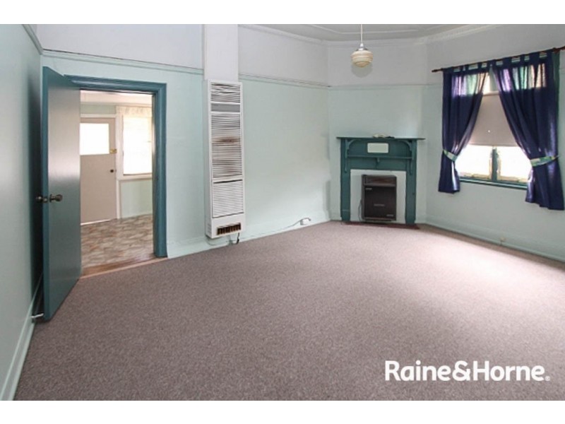 259 and 259a Bentinck Street, Bathurst NSW 2795