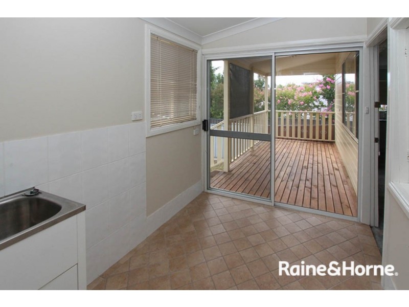 259 and 259a Bentinck Street, Bathurst NSW 2795