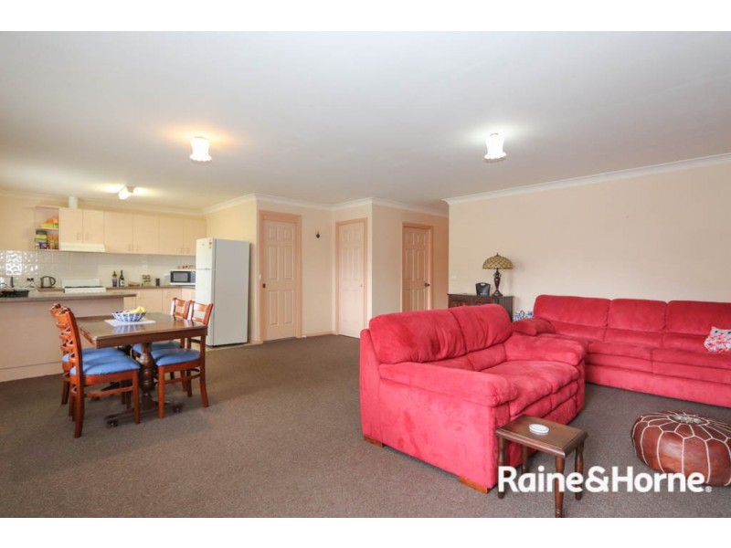259 and 259a Bentinck Street, Bathurst NSW 2795