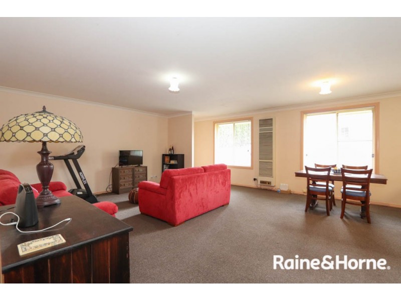 259 and 259a Bentinck Street, Bathurst NSW 2795