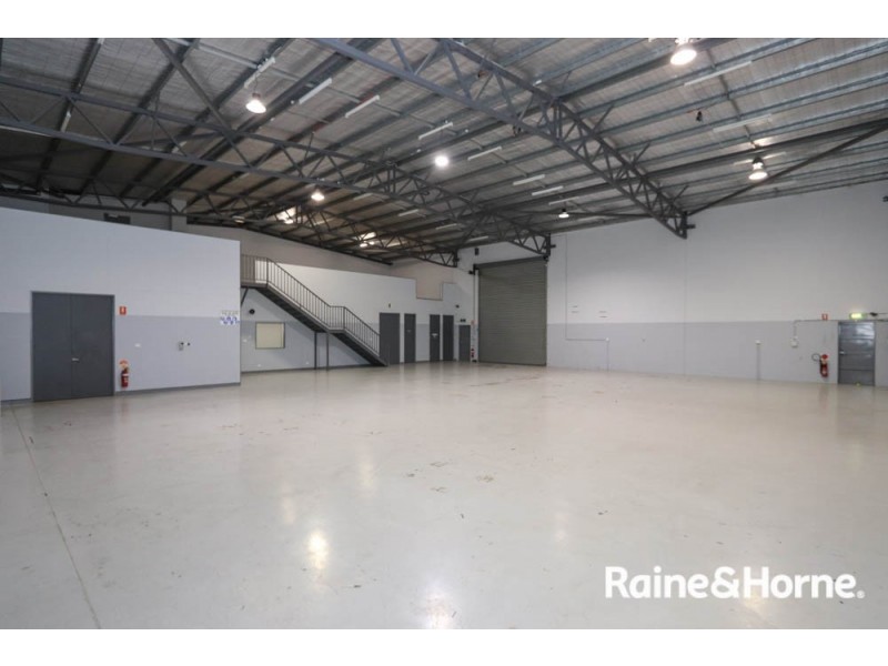 Unit 3 / 6 Irving Place, Bathurst NSW 2795
