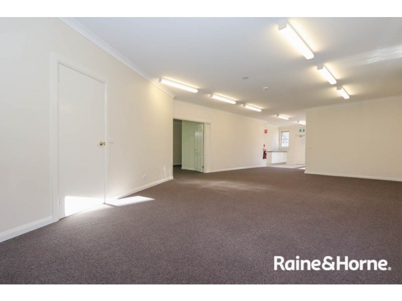 293a Stewart Street, Bathurst NSW 2795