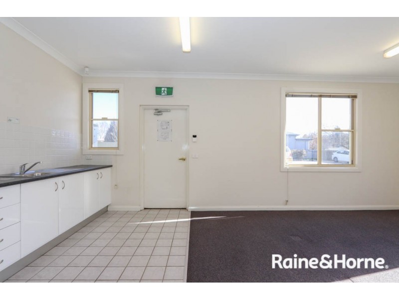 293a Stewart Street, Bathurst NSW 2795