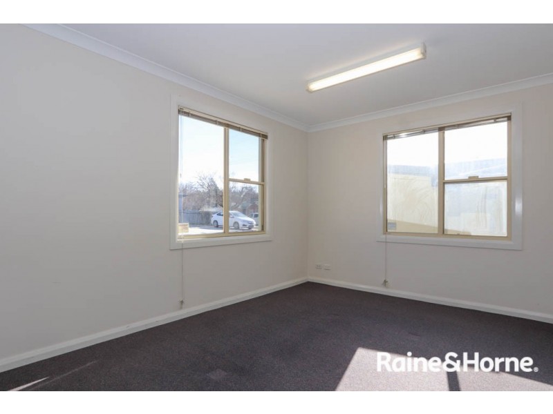 293a Stewart Street, Bathurst NSW 2795