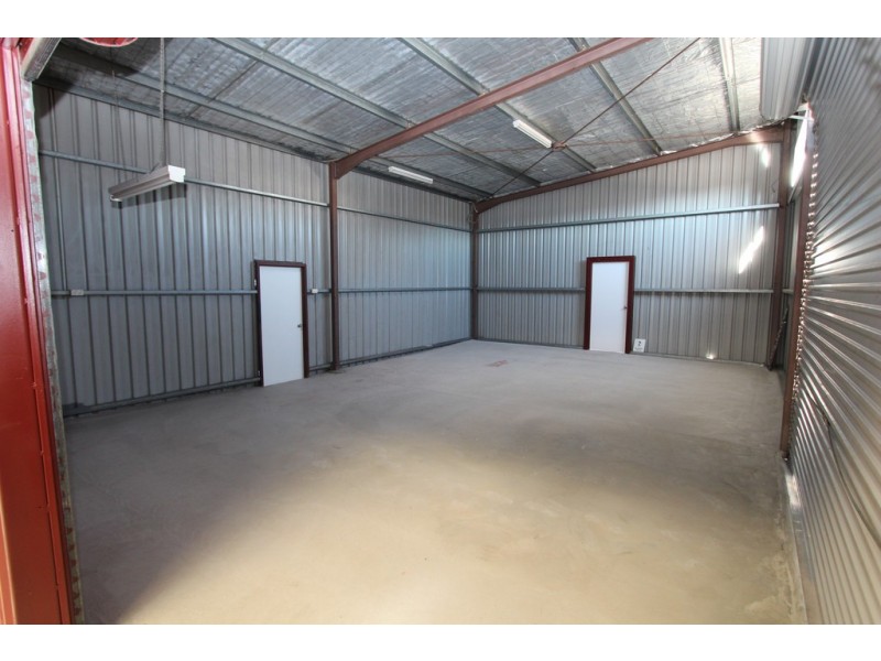 Rear Shed 112 Durham Street, Bathurst NSW 2795