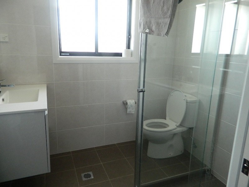 4 Coates Drive, Bathurst NSW 2795