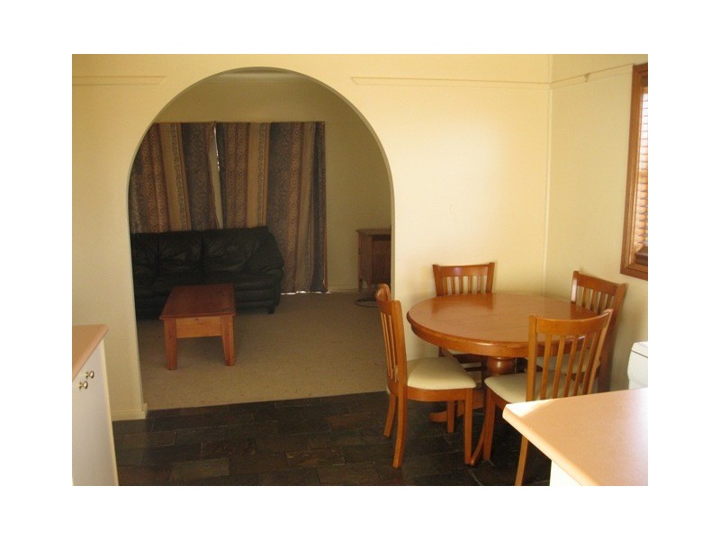 411  Russell, Bathurst NSW 2795