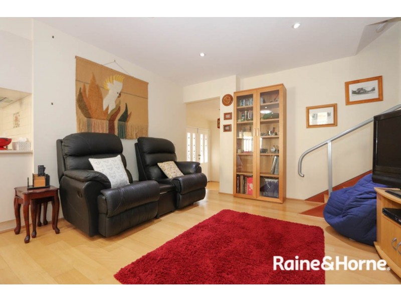 19 Weeks Place, West Bathurst NSW 2795