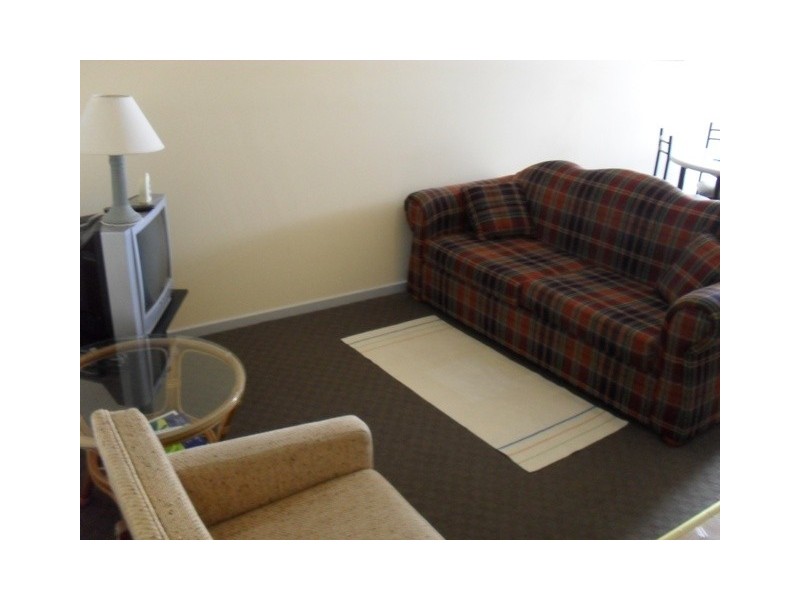 11/62 George St, Bathurst NSW 2795