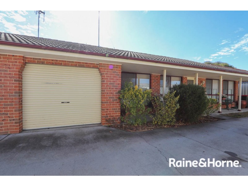 2/16 Murdoch Place, Kelso NSW 2795