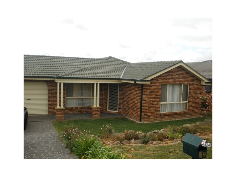 39 Rosemont Ave, Kelso NSW 2795