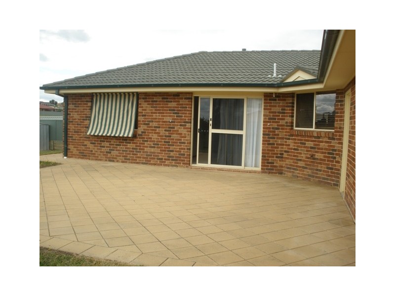 39 Rosemont Ave, Kelso NSW 2795