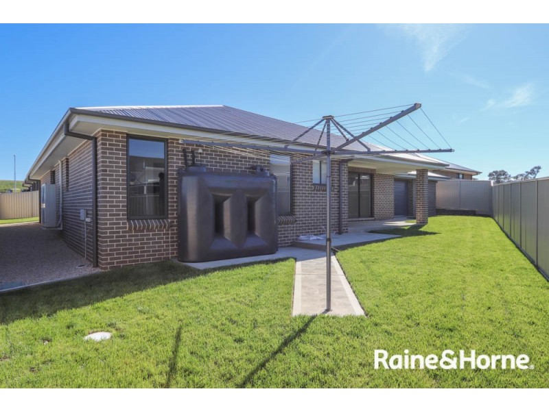 85A Wentworth Drive, Kelso NSW 2795