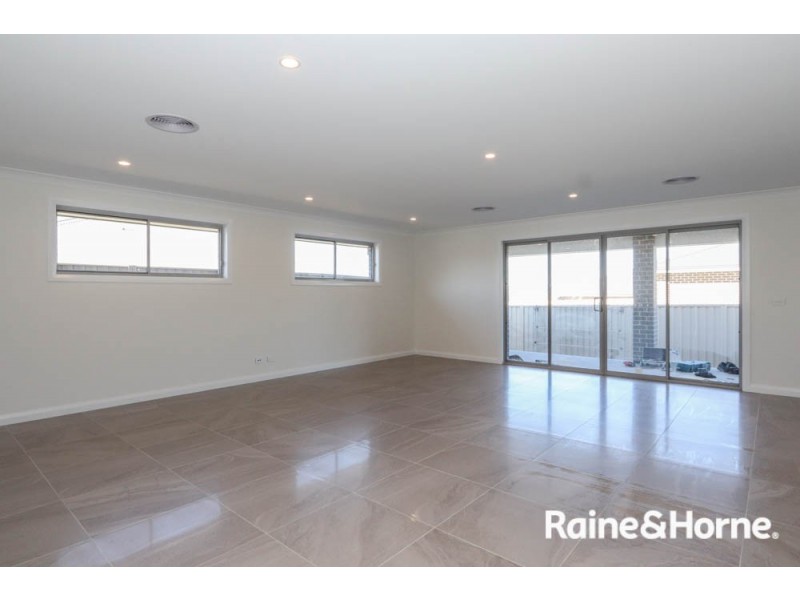 85 Wentworth Drive, Kelso NSW 2795