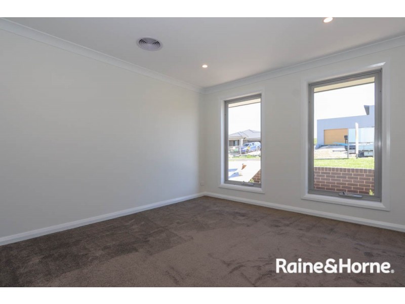 85 Wentworth Drive, Kelso NSW 2795