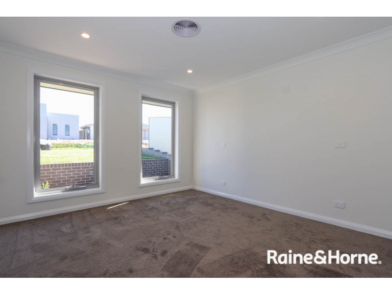 85 Wentworth Drive, Kelso NSW 2795