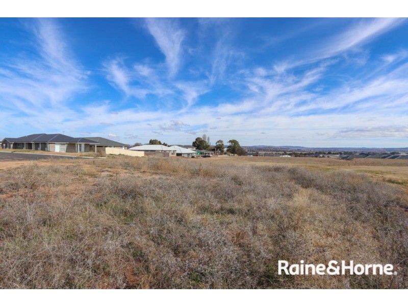 9 Quigley Close, Kelso NSW 2795