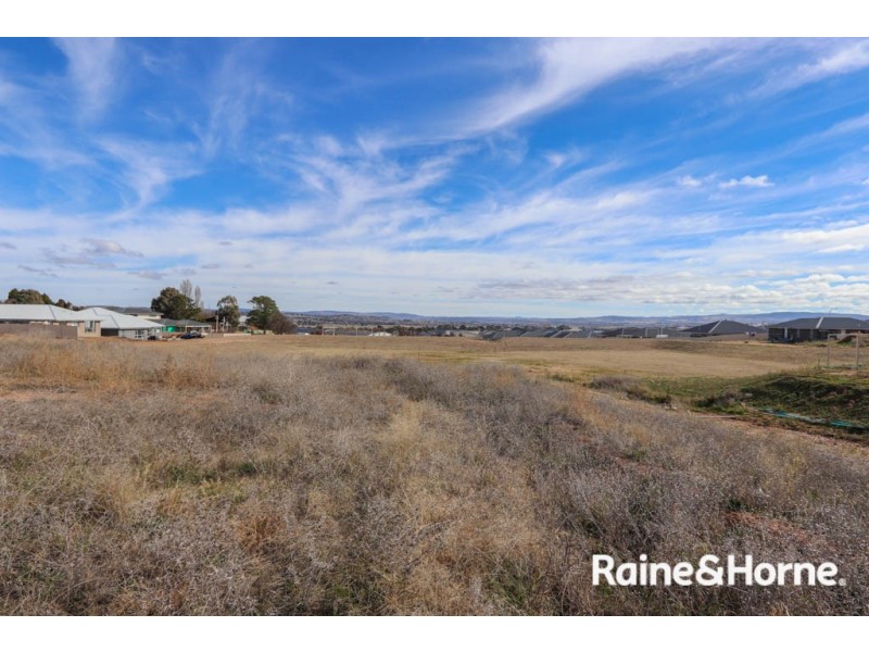 9 Quigley Close, Kelso NSW 2795