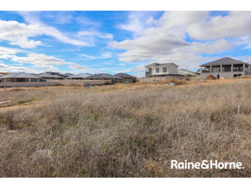 7 Quigley Close, Kelso NSW 2795