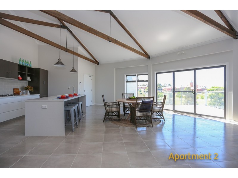 U1 and U2, 270a Havannah Street, South Bathurst NSW 2795